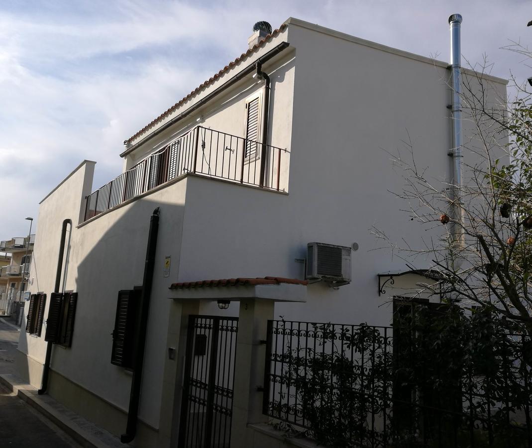 Il Giardino Di Niu Bed and Breakfast Palombaio Εξωτερικό φωτογραφία