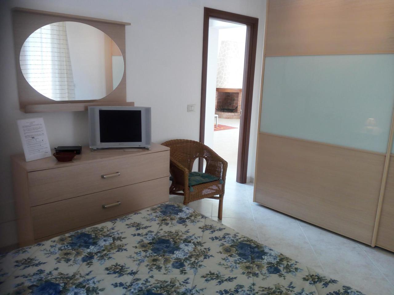 Il Giardino Di Niu Bed and Breakfast Palombaio Εξωτερικό φωτογραφία